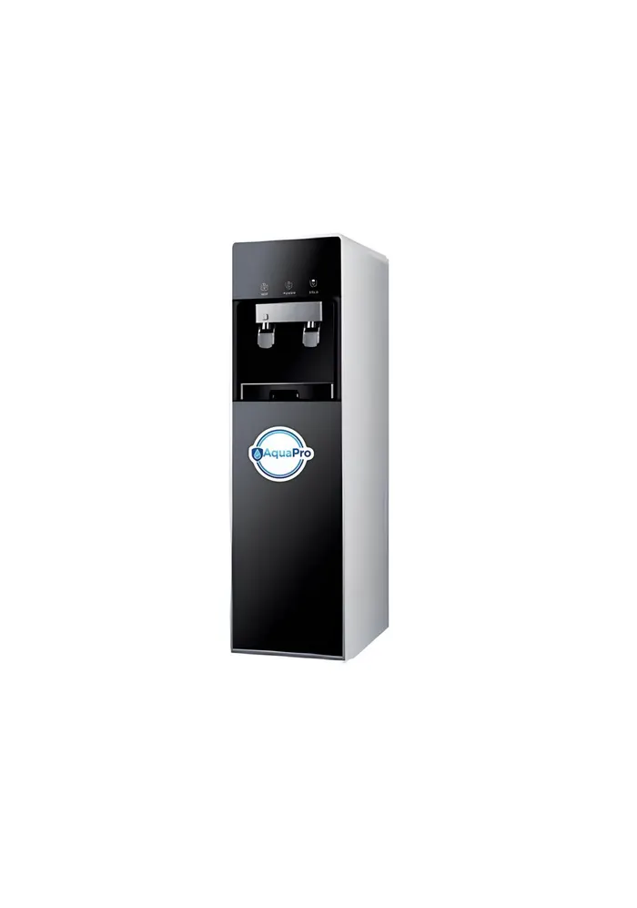 Fuente de agua de pie en la zona común de una empresa
